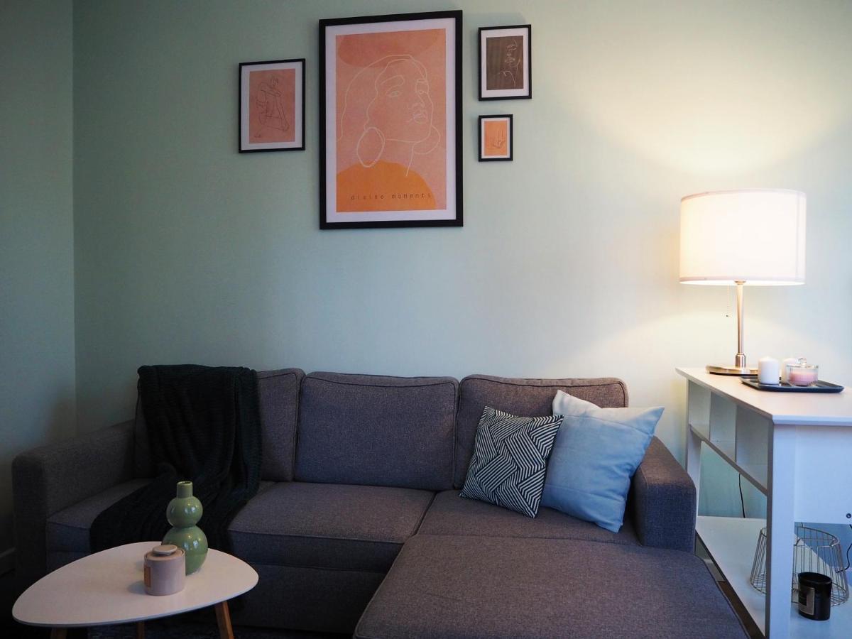 Appartamento Wawelove Kossak Apt 1 Min To Royal Wawel Castle! Free Parking Cracovia Esterno foto