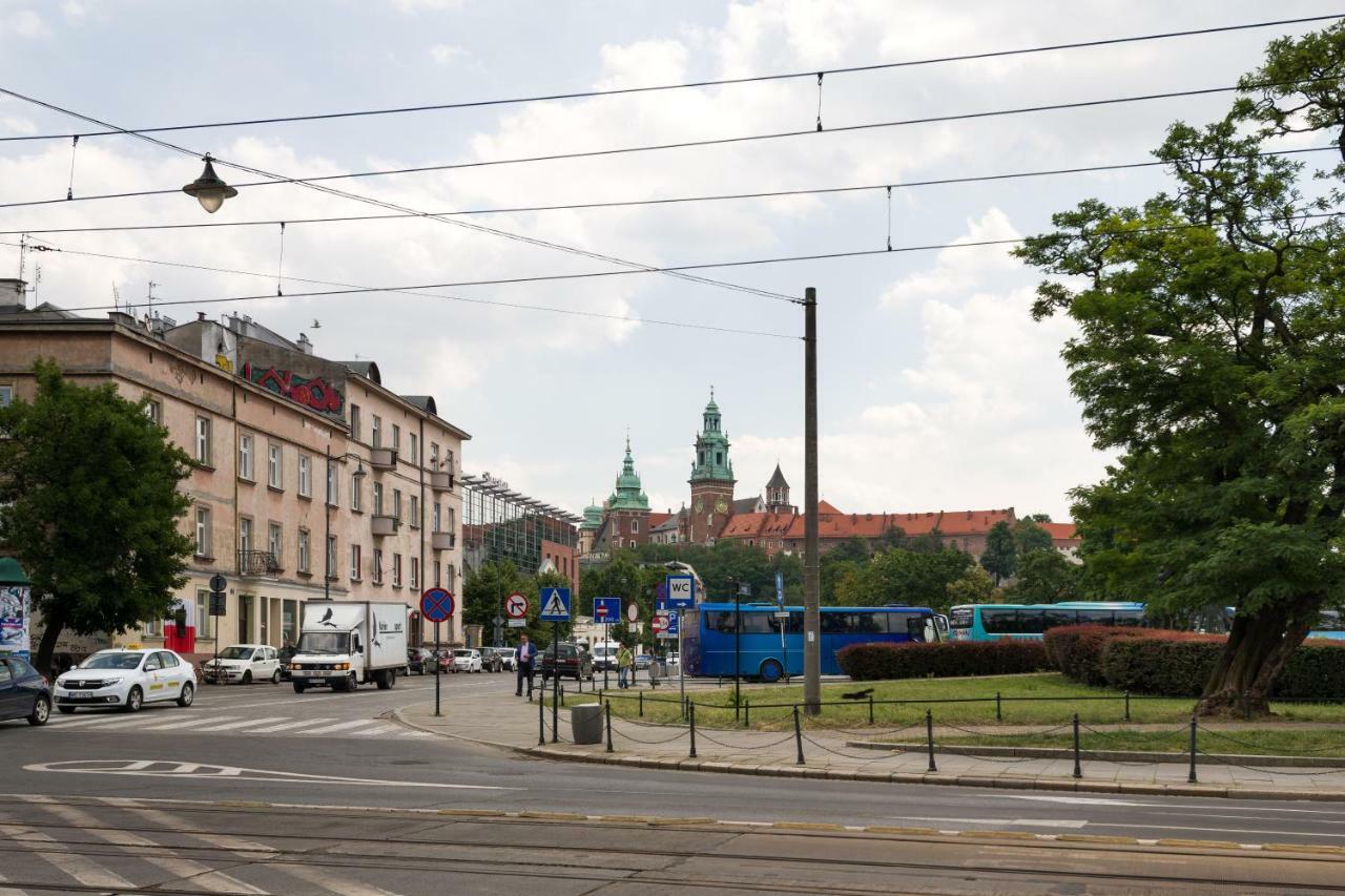 Appartamento Wawelove Kossak Apt 1 Min To Royal Wawel Castle! Free Parking Cracovia Esterno foto